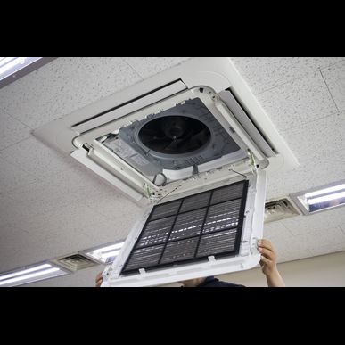 東京都葛飾区で、業務用エアコンクリーニングをするなら、当社へお任せください。